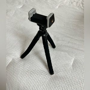 UBeesize 67” Phone Tripod and Selfie Stick